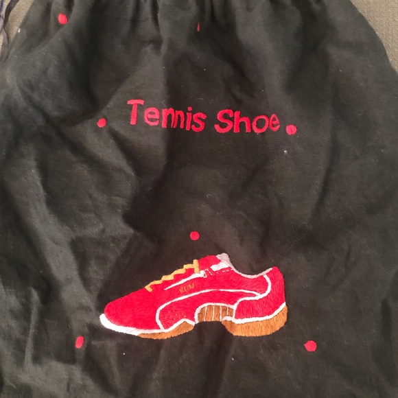 Tennis Sneaker Travel Storage Dust Bag Black And Lined For Extra Protection - Picture 2 of 3